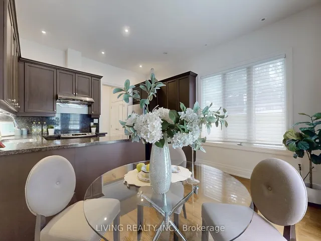 Additional property image - 47 York Mills Rd Unit 215