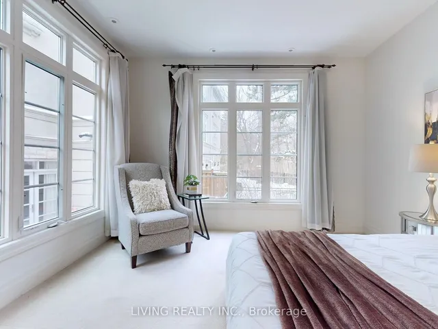Additional property image - 47 York Mills Rd Unit 215