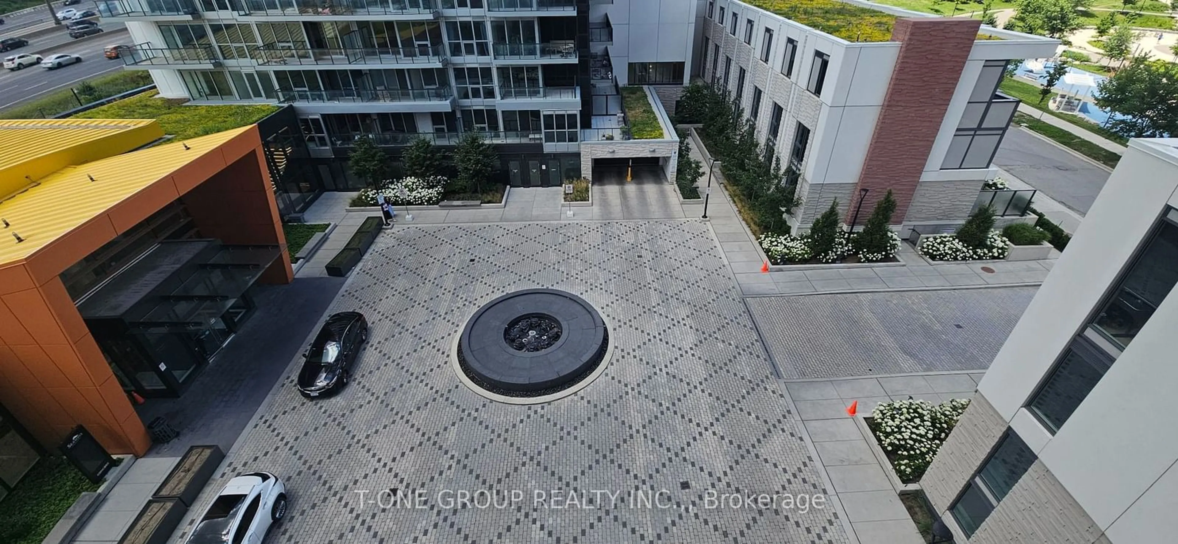 A pic from outside/outdoor area/front of a property/back of a property/a pic from drone, city buildings view from balcony for 95 Mcmahon Dr #707, Toronto Ontario M2K 0H1