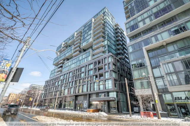 Additional image 21 of 111 Bathurst St Unit 523