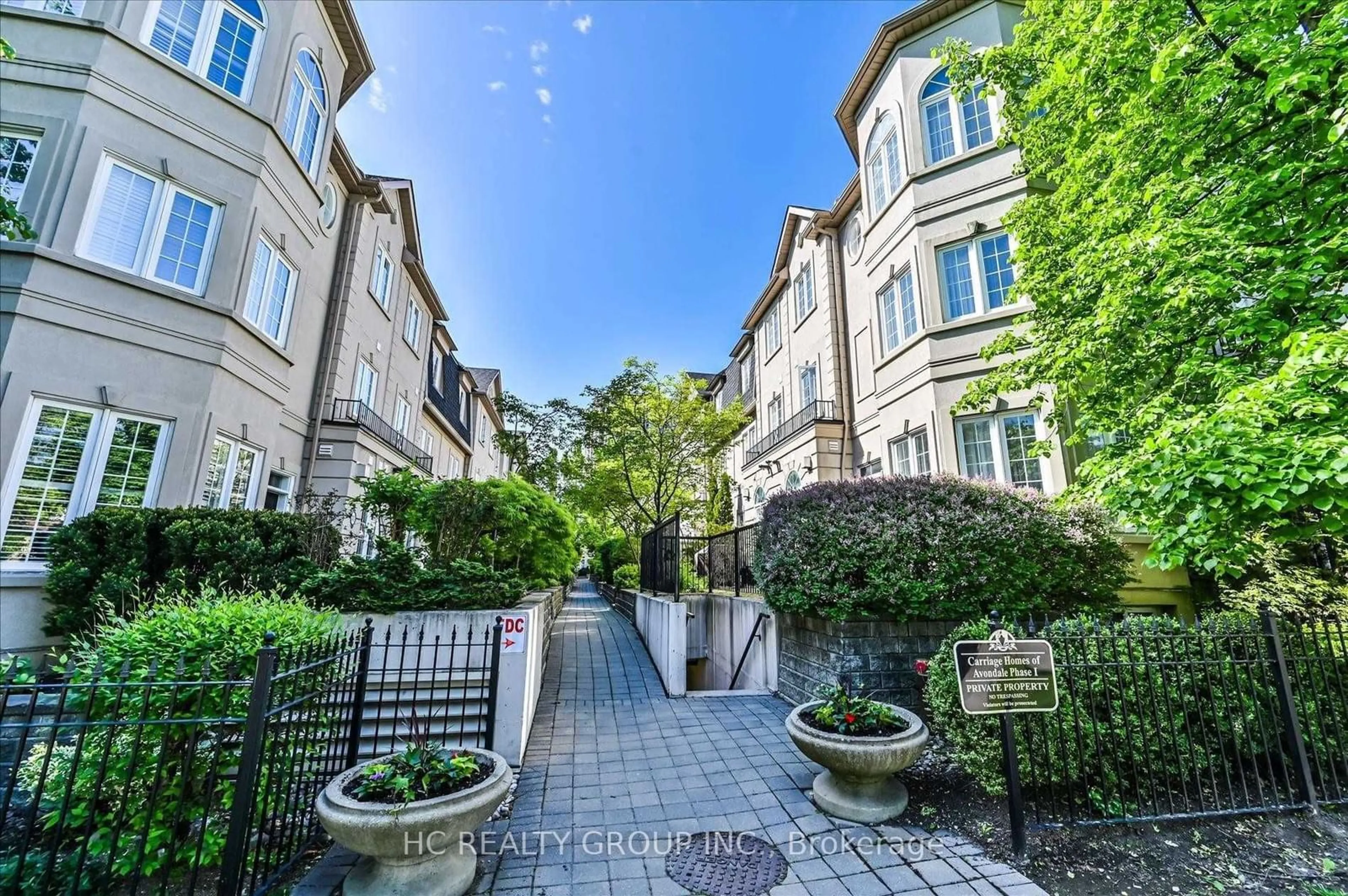 Patio, street for 11 Everson Dr #315, Toronto Ontario M2N 7B9