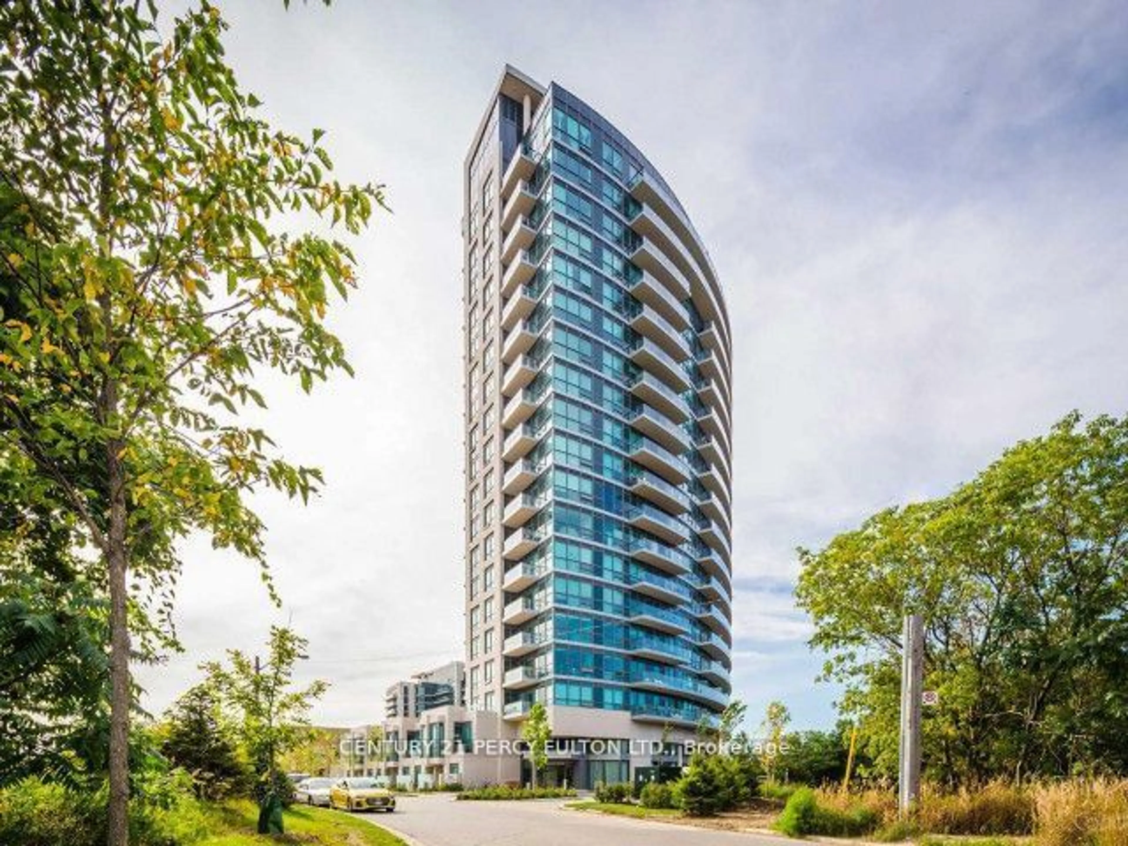 Indoor foyer for 160 Vanderhoof Ave #808, Toronto Ontario M4B 0G7