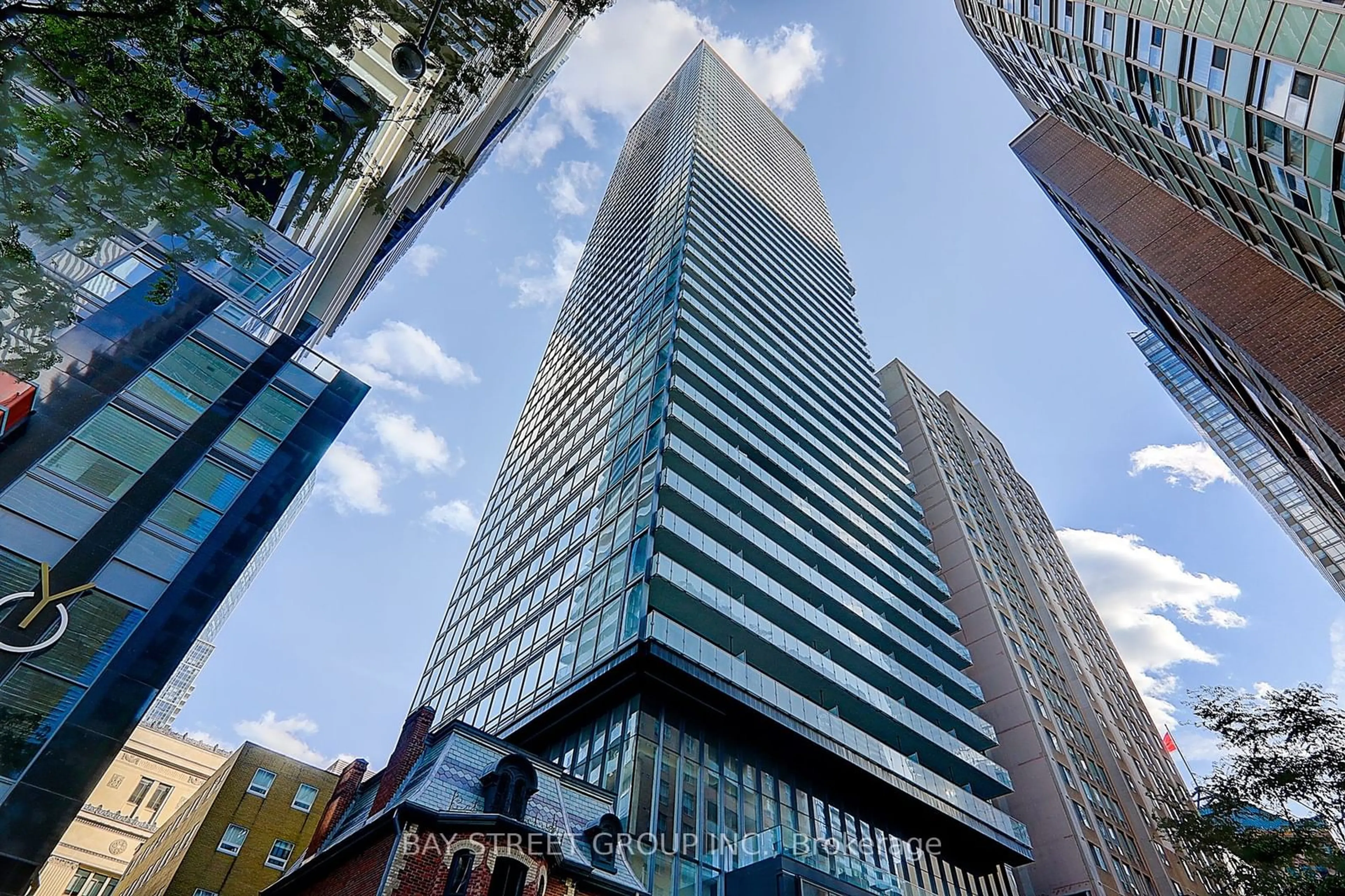 Unknown for 15 Grenville St #2903, Toronto Ontario M4Y 1A1