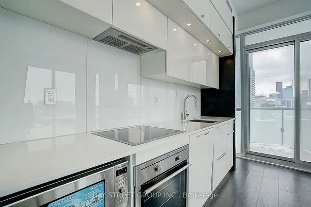 Additional property image - 15 Grenville St Unit 2903