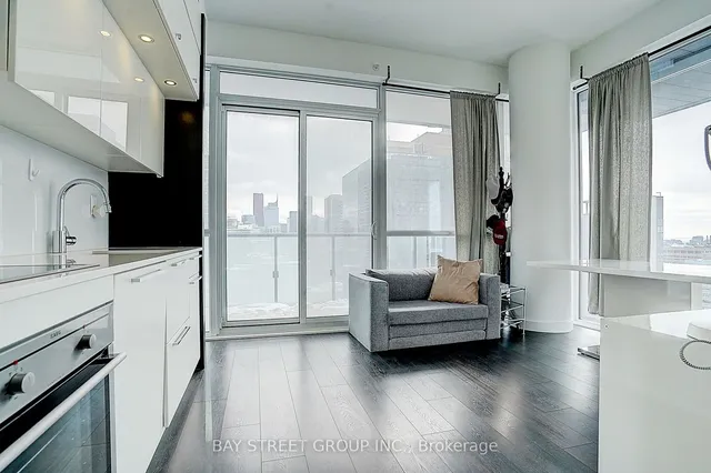Additional property image - 15 Grenville St Unit 2903