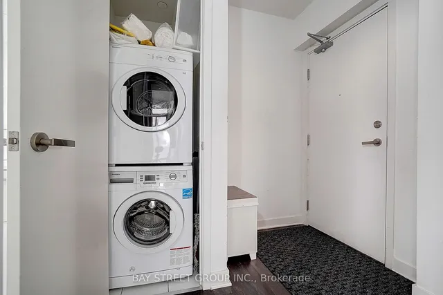 Additional property image - 15 Grenville St Unit 2903