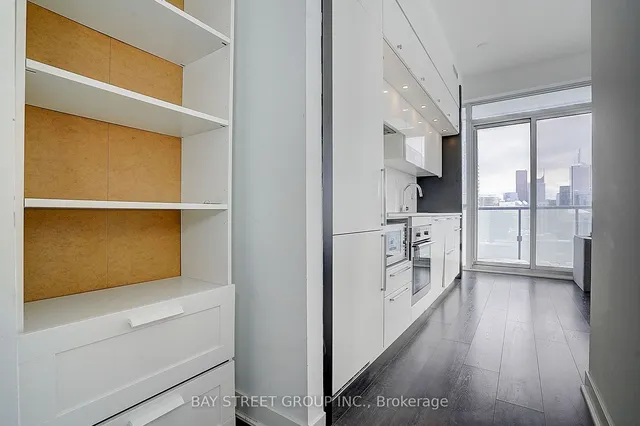 Additional property image - 15 Grenville St Unit 2903