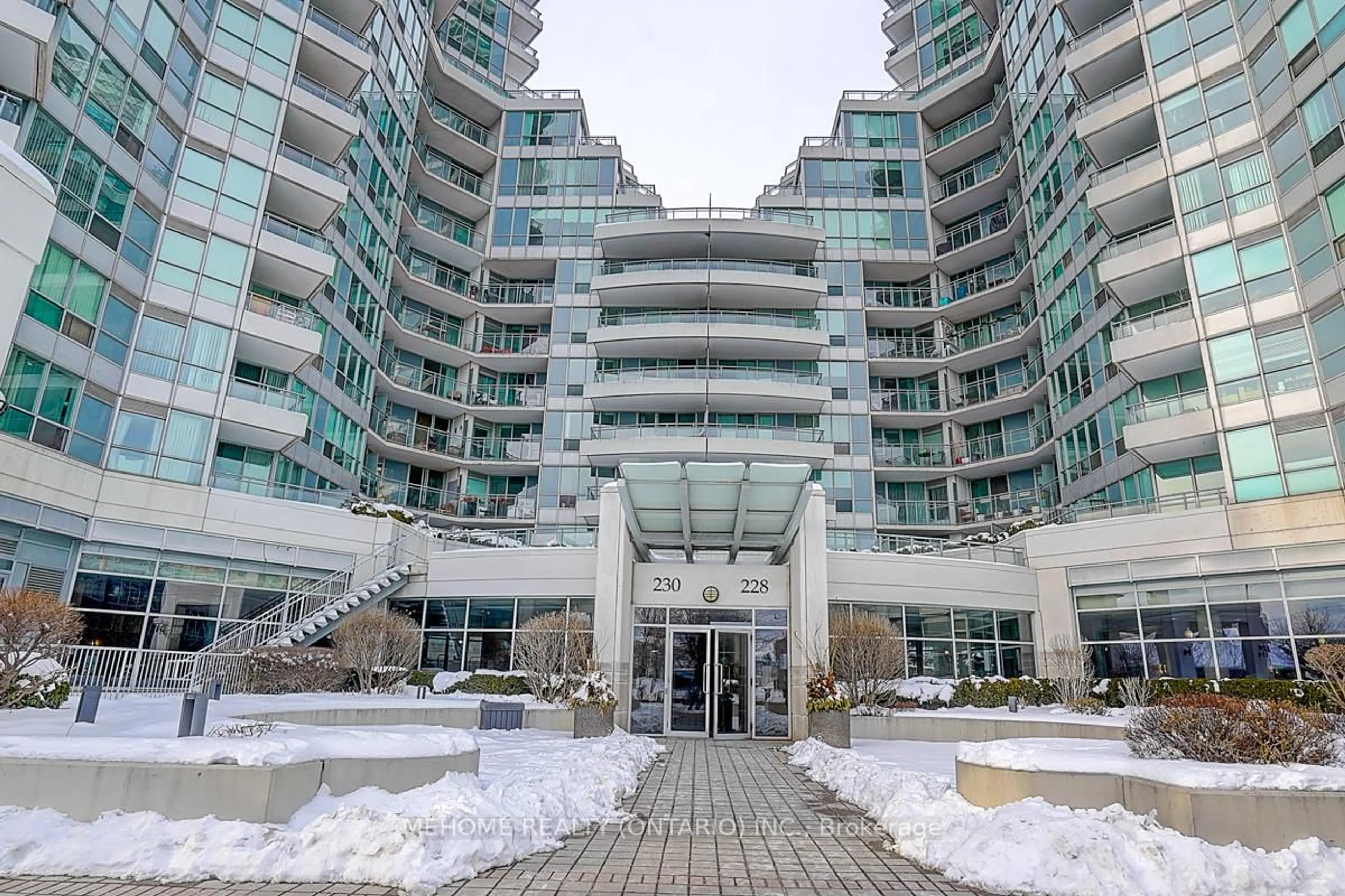 Indoor foyer for 228 Queens Quay #1710, Toronto Ontario M5J 2X1