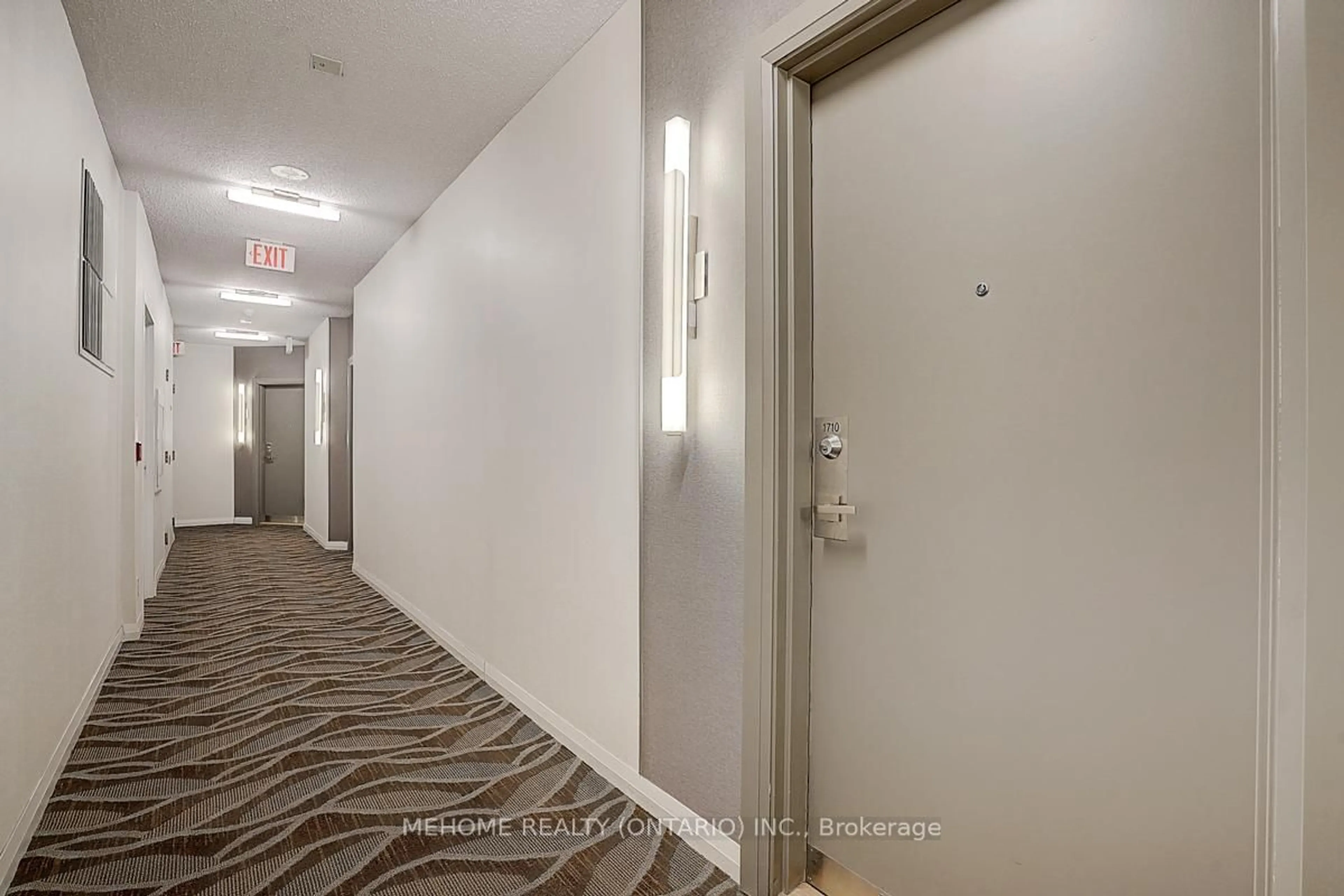 Indoor foyer for 228 Queens Quay #1710, Toronto Ontario M5J 2X1