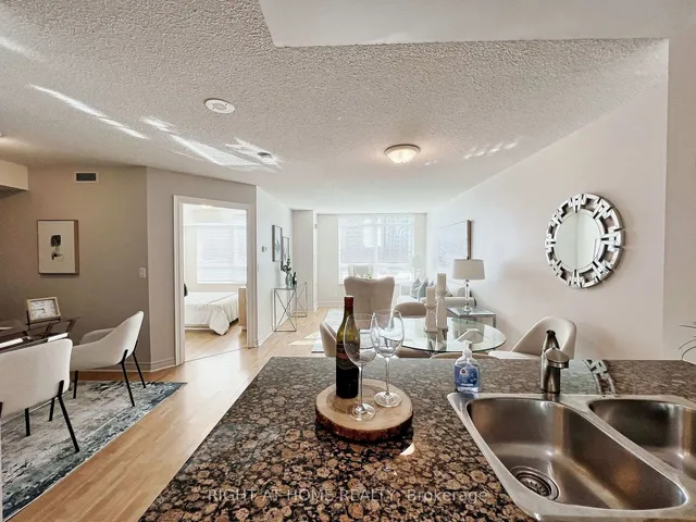 Additional image 12 of 212 Eglinton Ave Unit 502