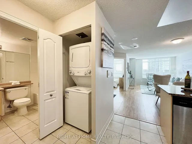 Additional image 11 of 212 Eglinton Ave Unit 502