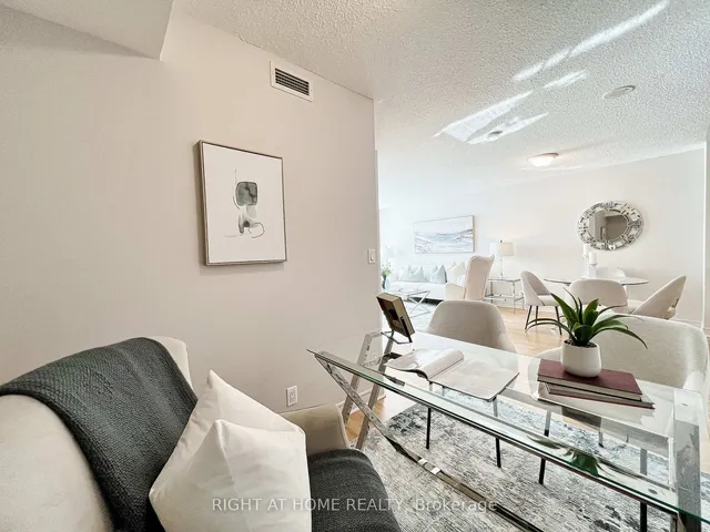 Additional image 29 of 212 Eglinton Ave Unit 502