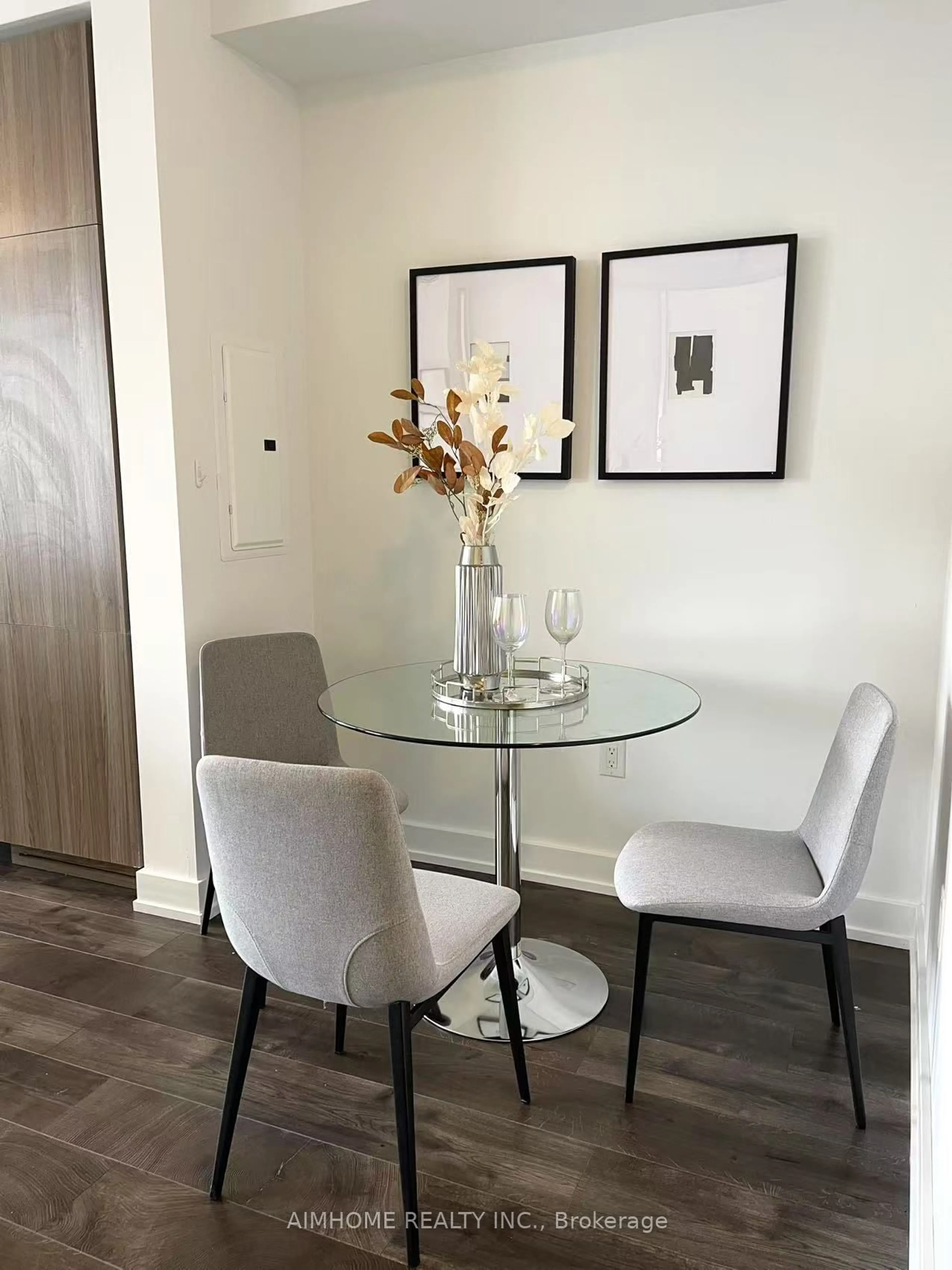 Dining room, wood/laminate floor for 426 University Ave #2710, Toronto Ontario M5G 1S9