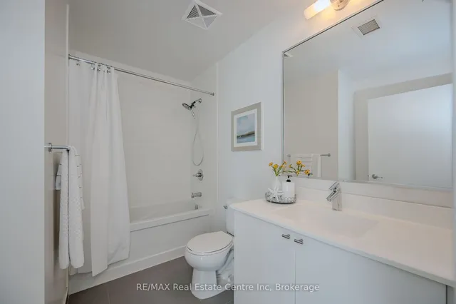 Additional image 23 of 18 Rean Dr Unit 523