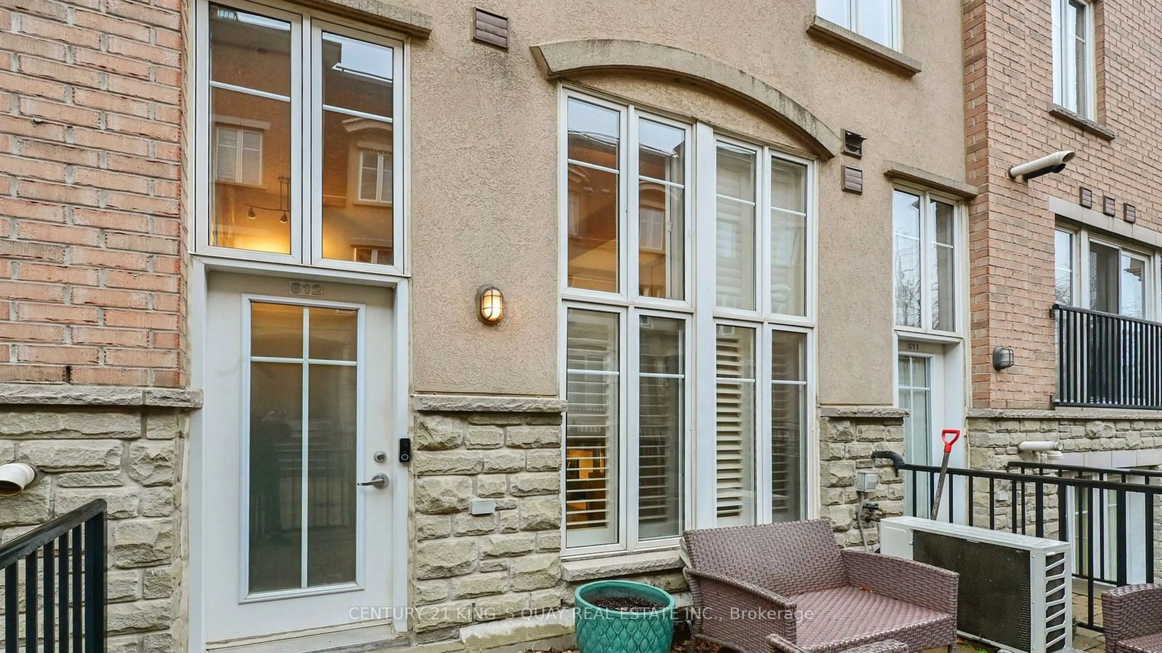 Patio, street for 38 Western Battery Rd #612, Toronto Ontario M6K 3N9