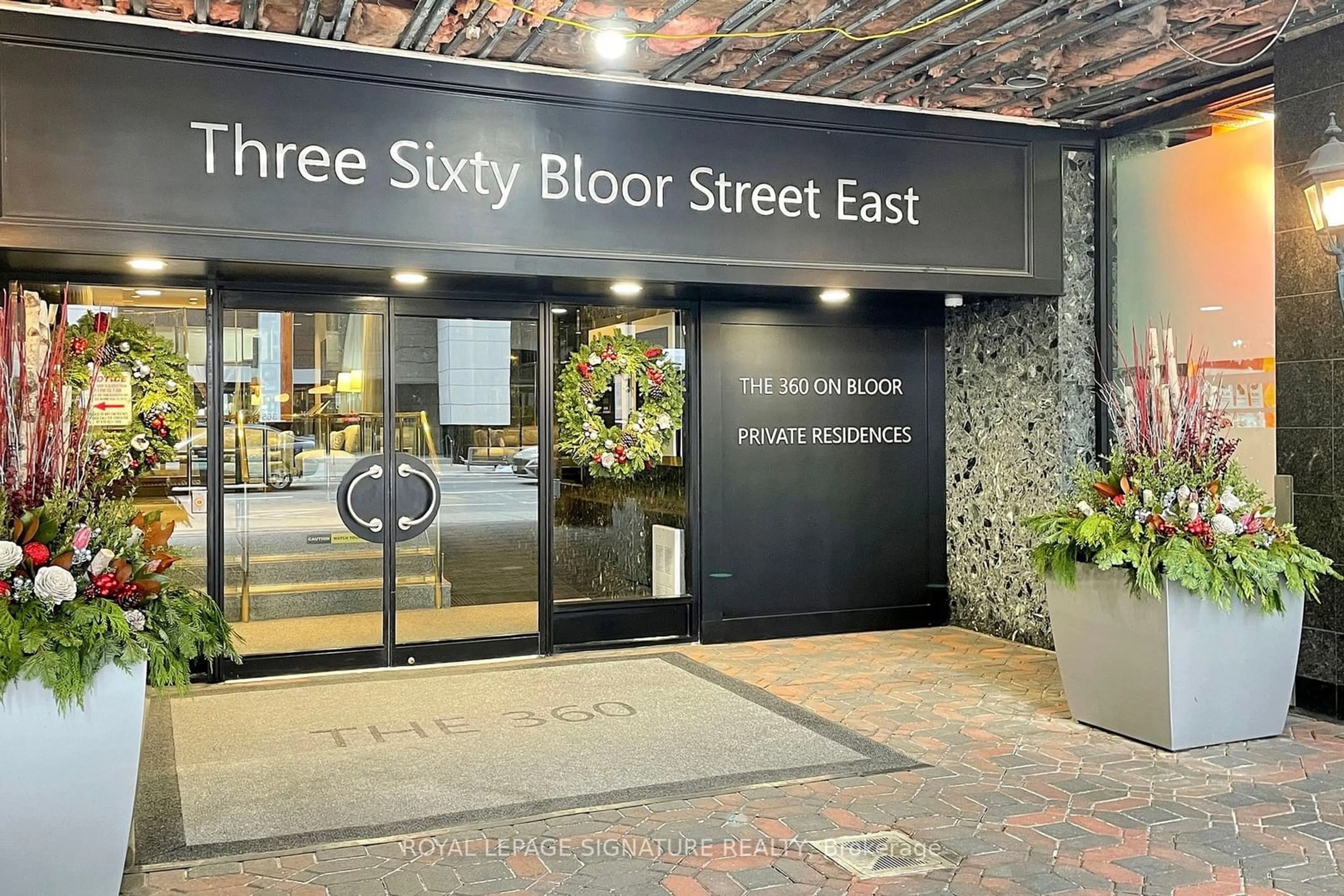 Lobby for 360 Bloor St #1107, Toronto Ontario M4W 3M3