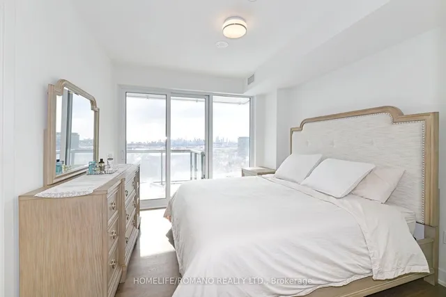 Additional property image - 30 Inn On The Park Dr Unit 1409