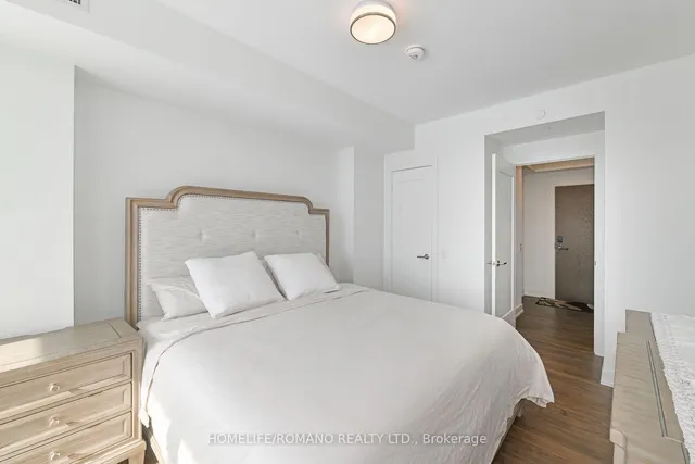 Additional property image - 30 Inn On The Park Dr Unit 1409