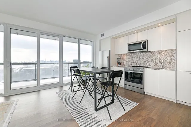 Additional property image - 30 Inn On The Park Dr Unit 1409