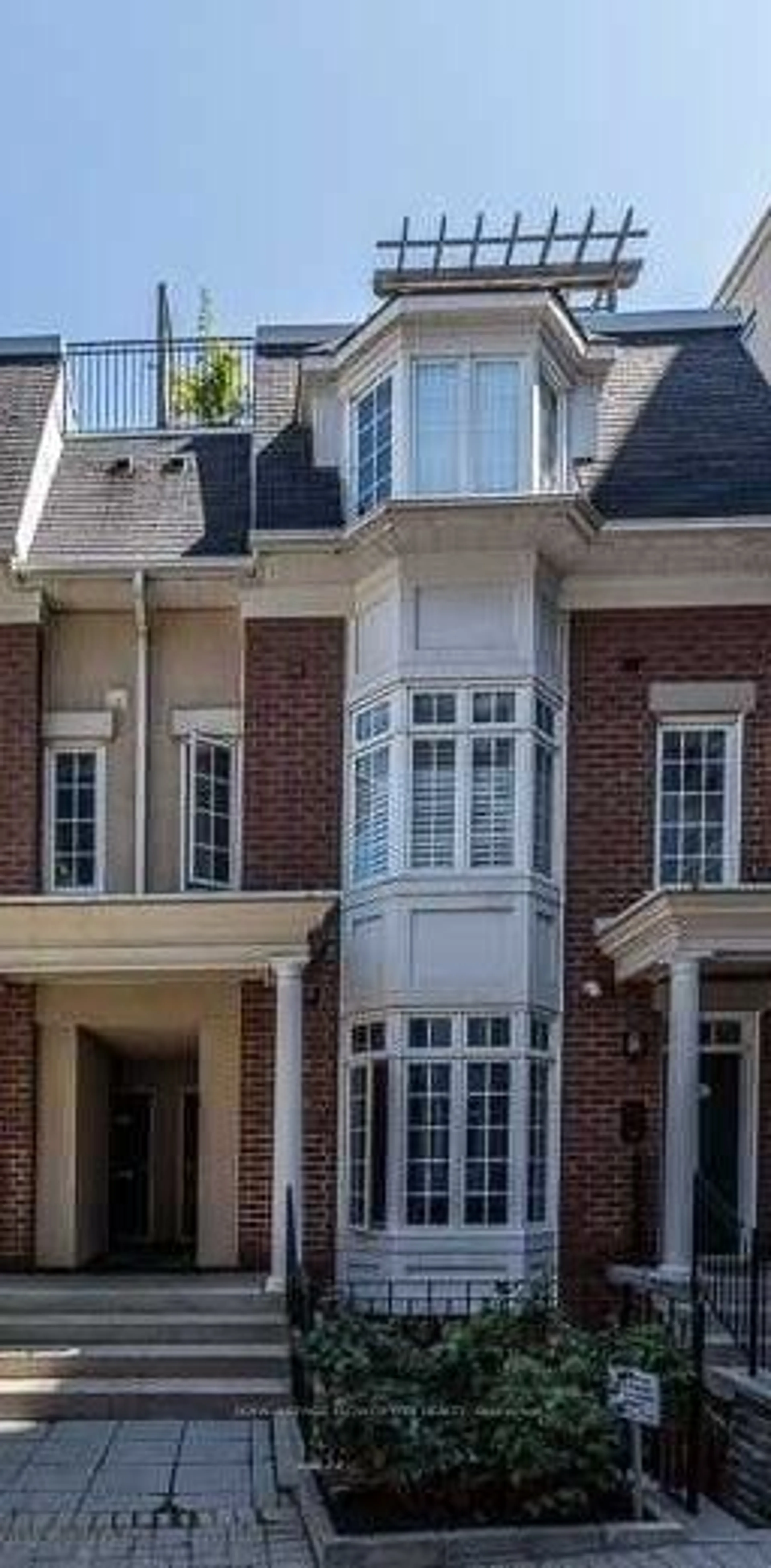 Home with brick exterior material, street for 11 Niagara St #14, Toronto Ontario M5V 3N9