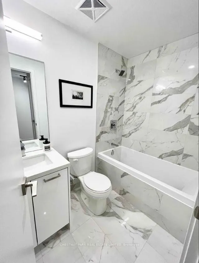 Additional property image - 55 Ontario St Unit 713