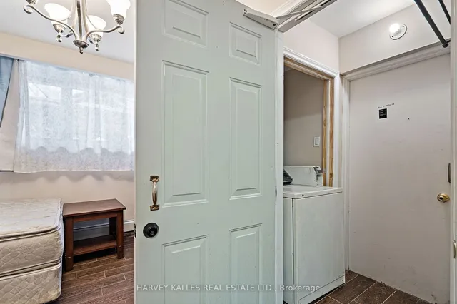 Additional image 15 of 60 Garthdale Crt
