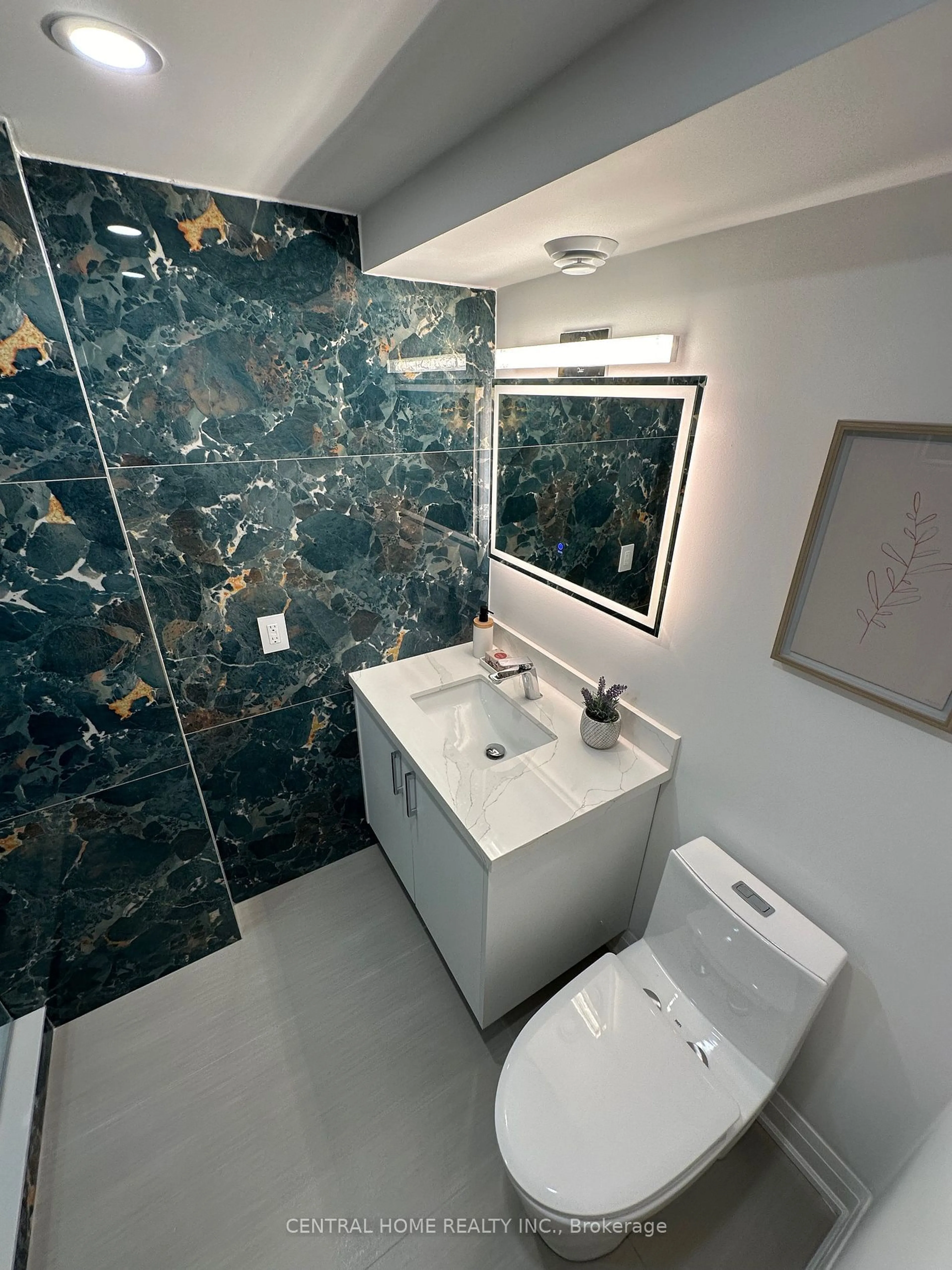 Contemporary bathroom, ceramic/tile floor for 3900 Yonge St #807, Toronto Ontario M4N 3N6