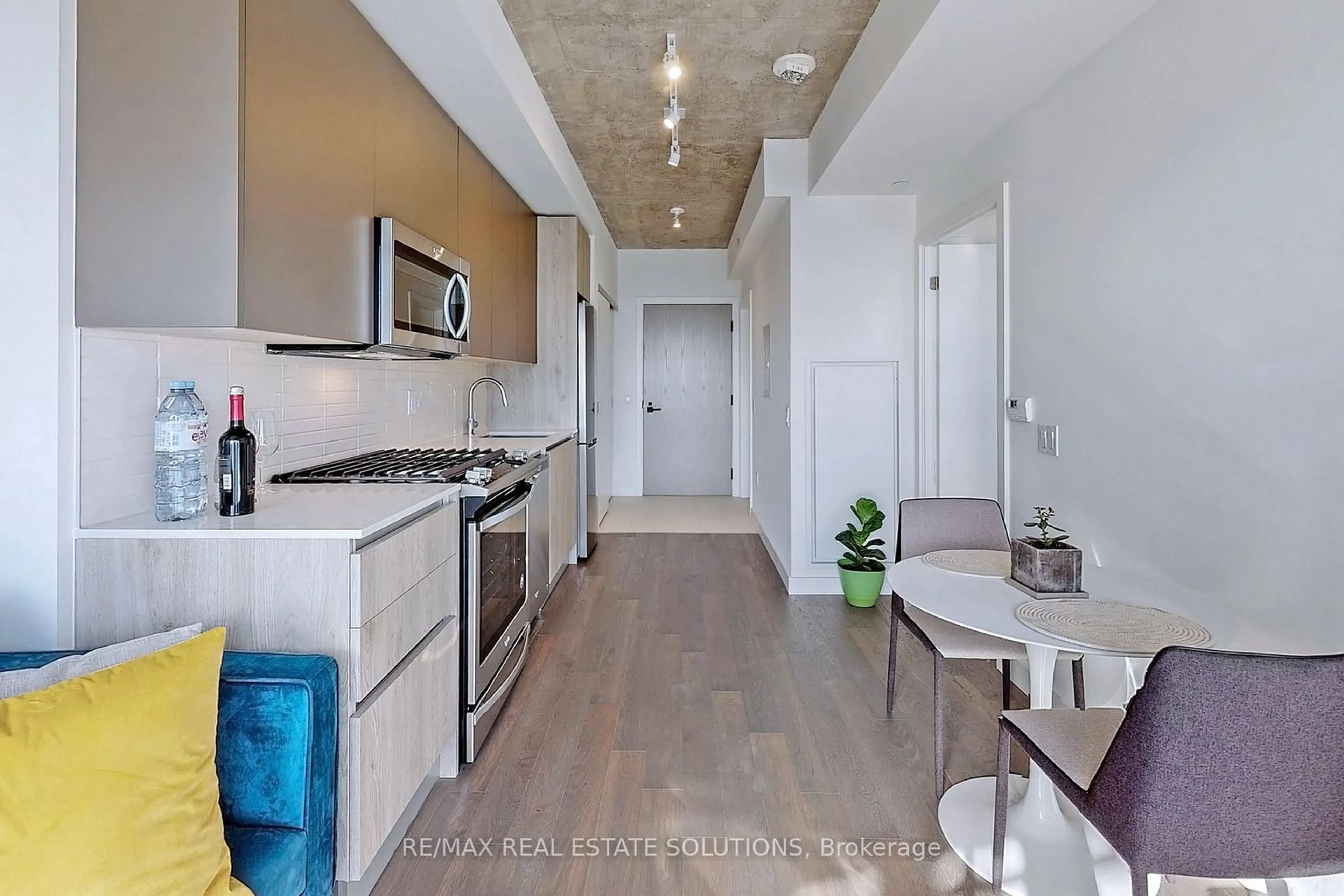 Open concept kitchen, unknown for 2A Church St #2103, Toronto Ontario M5E 0E1