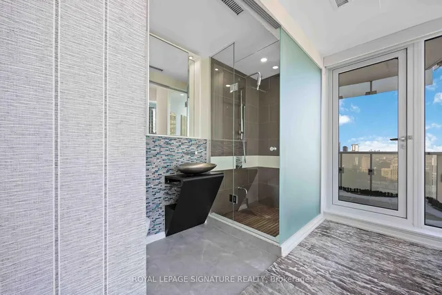 Additional property image - 197 Yonge St Unit 2612