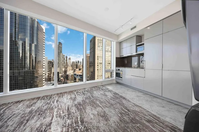 Additional property image - 197 Yonge St Unit 2612