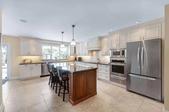 Additional property image - 18 Flaremore Cres
