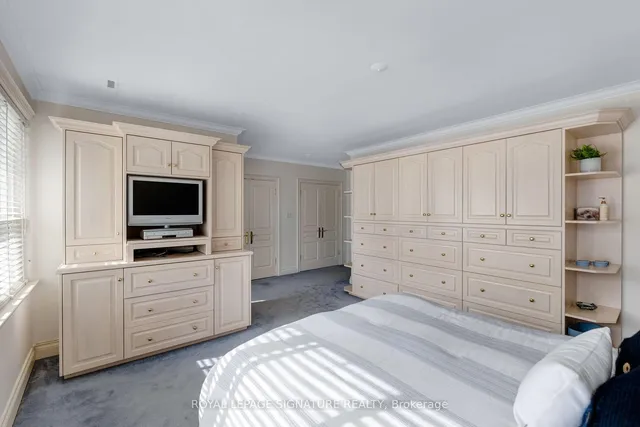 Additional property image - 18 Flaremore Cres