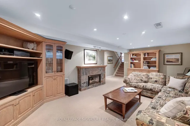 Additional property image - 18 Flaremore Cres