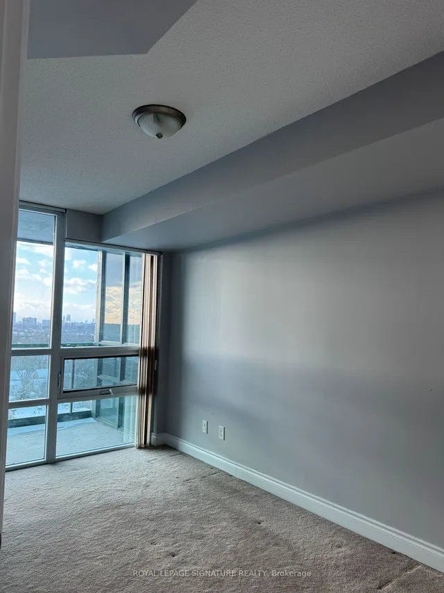 Additional property image - 15 Greenview Ave Unit 1108