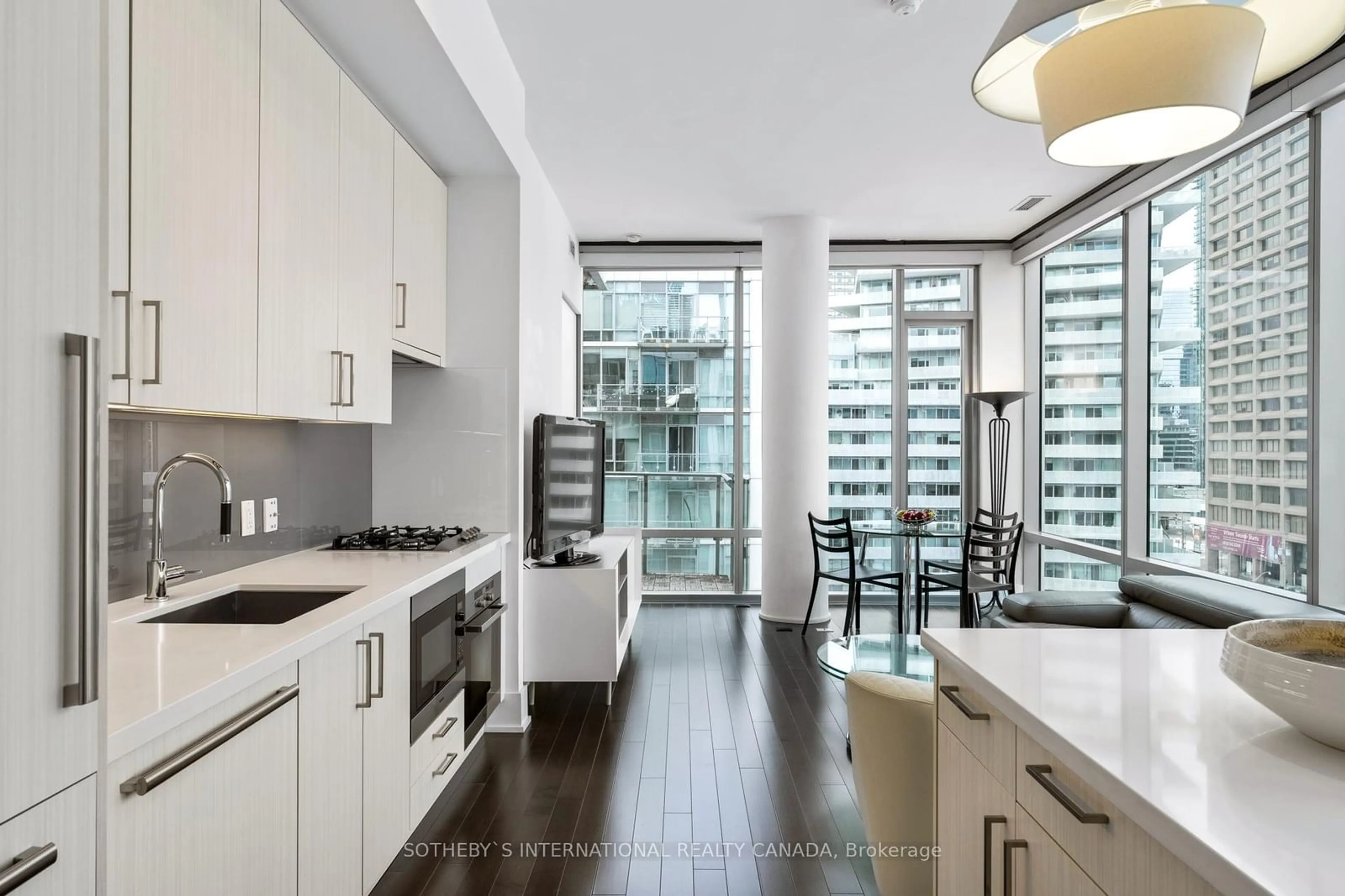 Open concept kitchen, unknown for 39 Queens Quay #803, Toronto Ontario M5E 0A5