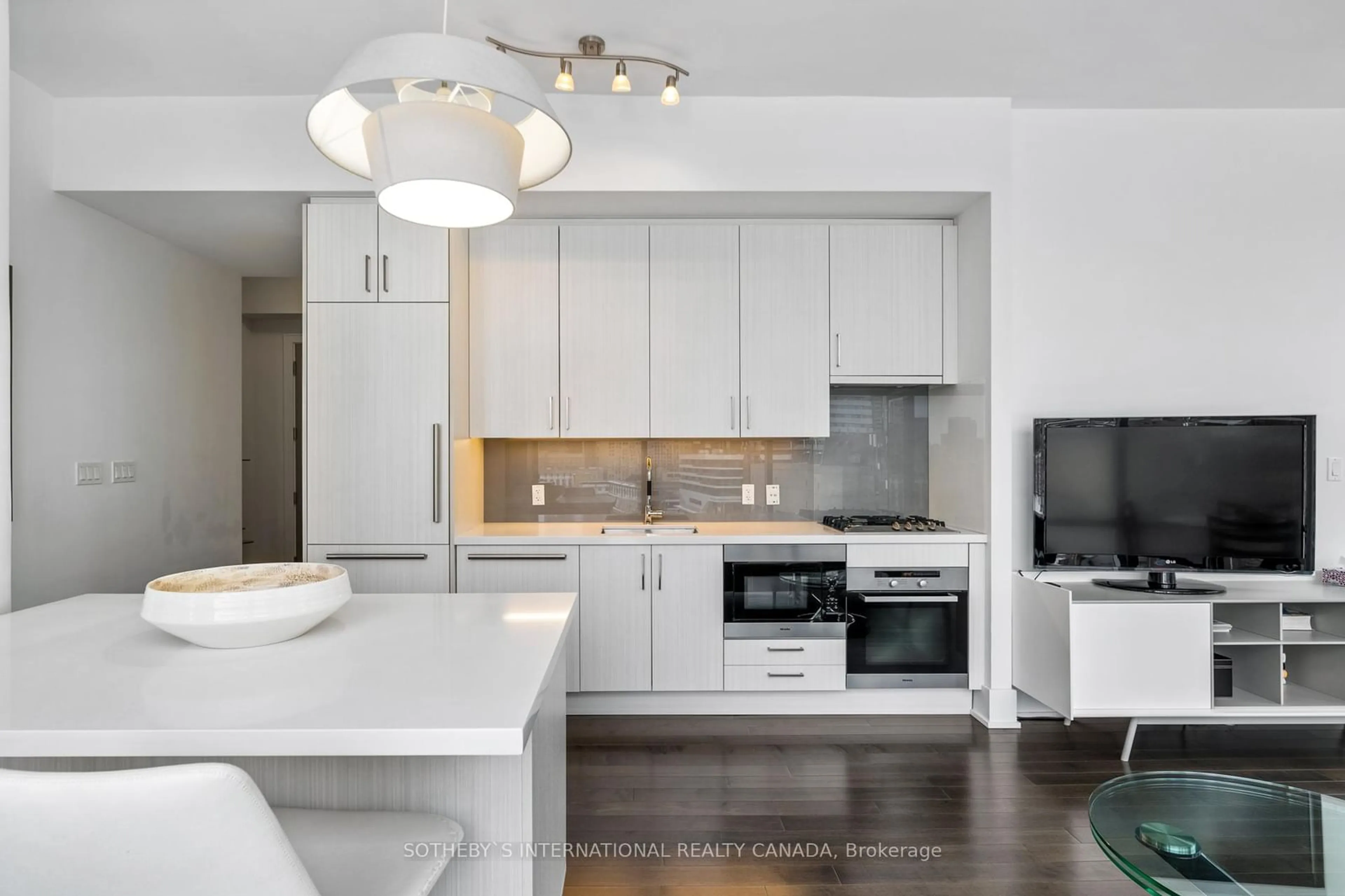 Open concept kitchen, unknown for 39 Queens Quay #803, Toronto Ontario M5E 0A5