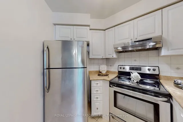 Additional property image - 18 Pemberton Ave Unit PH00