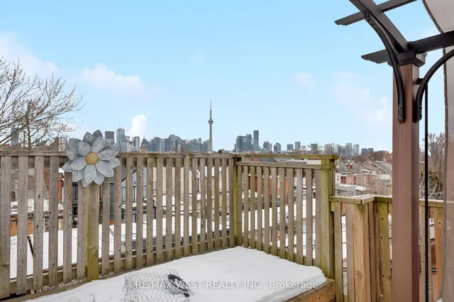Additional property image - 303 Crawford St