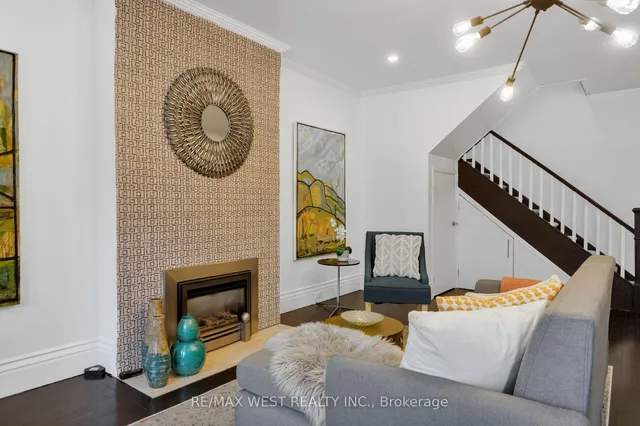Additional property image - 303 Crawford St
