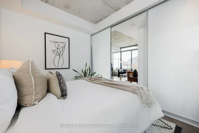 Additional property image - 560 King St Unit 713