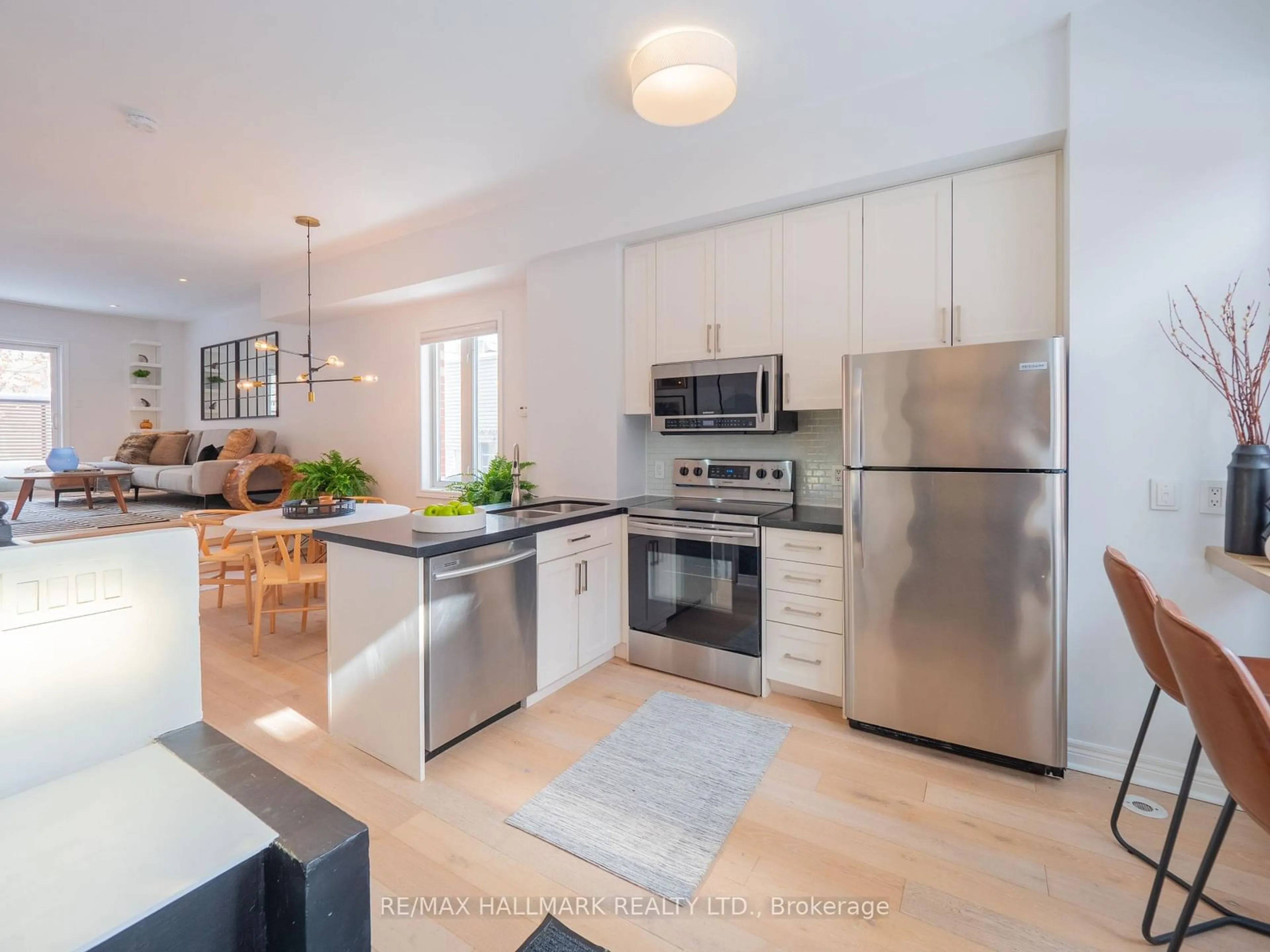 Open concept kitchen, unknown for 16 Old Primrose Lane, Toronto Ontario M5A 4T1