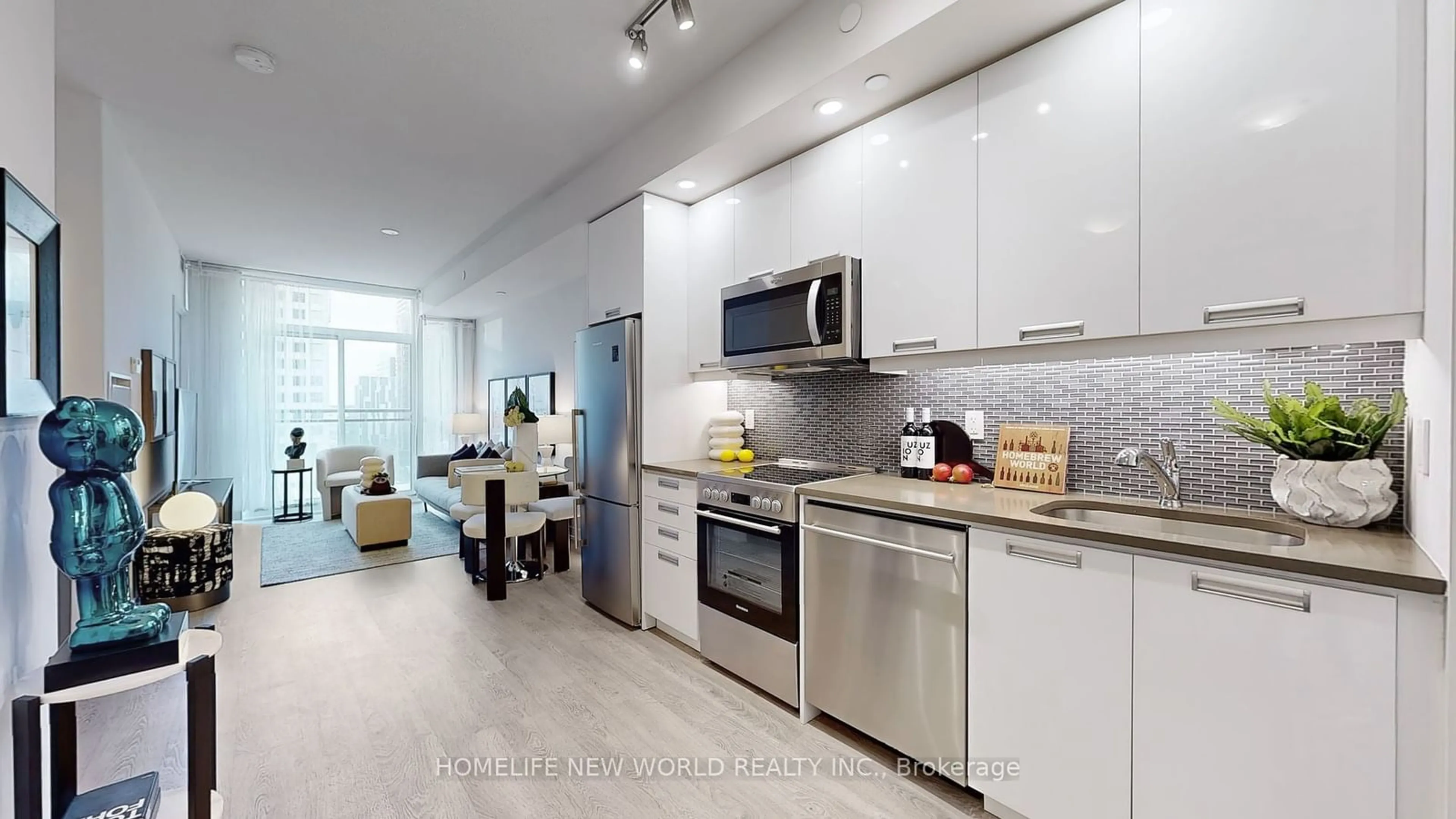 Open concept kitchen, ceramic/tile floor for 99 John St #802, Toronto Ontario M5V 0S6