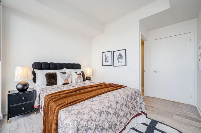 Additional property image - 15 HOLMES Ave Unit 2302