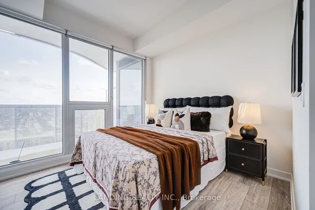 Additional property image - 15 HOLMES Ave Unit 2302
