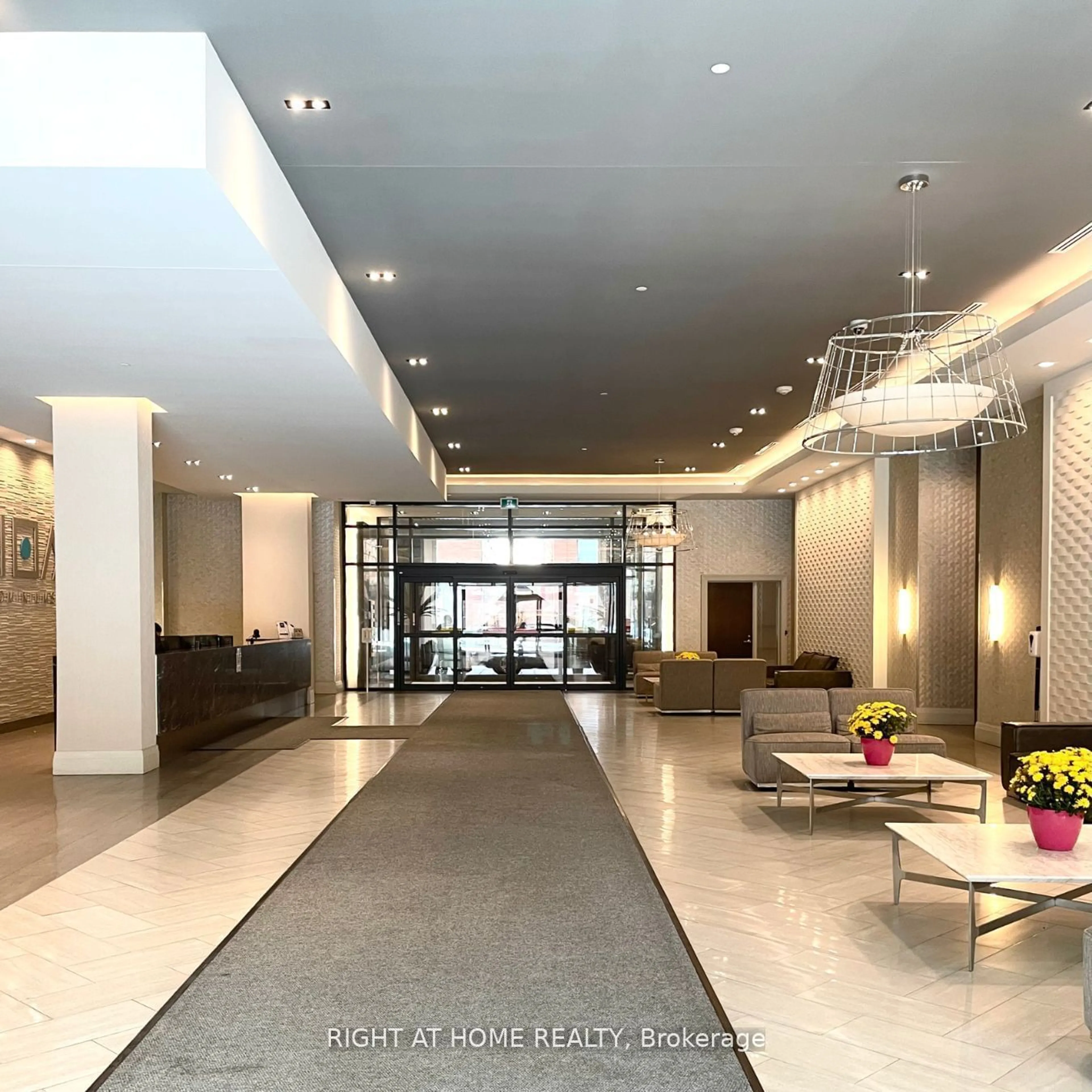 Lobby for 460 Adelaide St #PH120, Toronto Ontario M5A 0E7