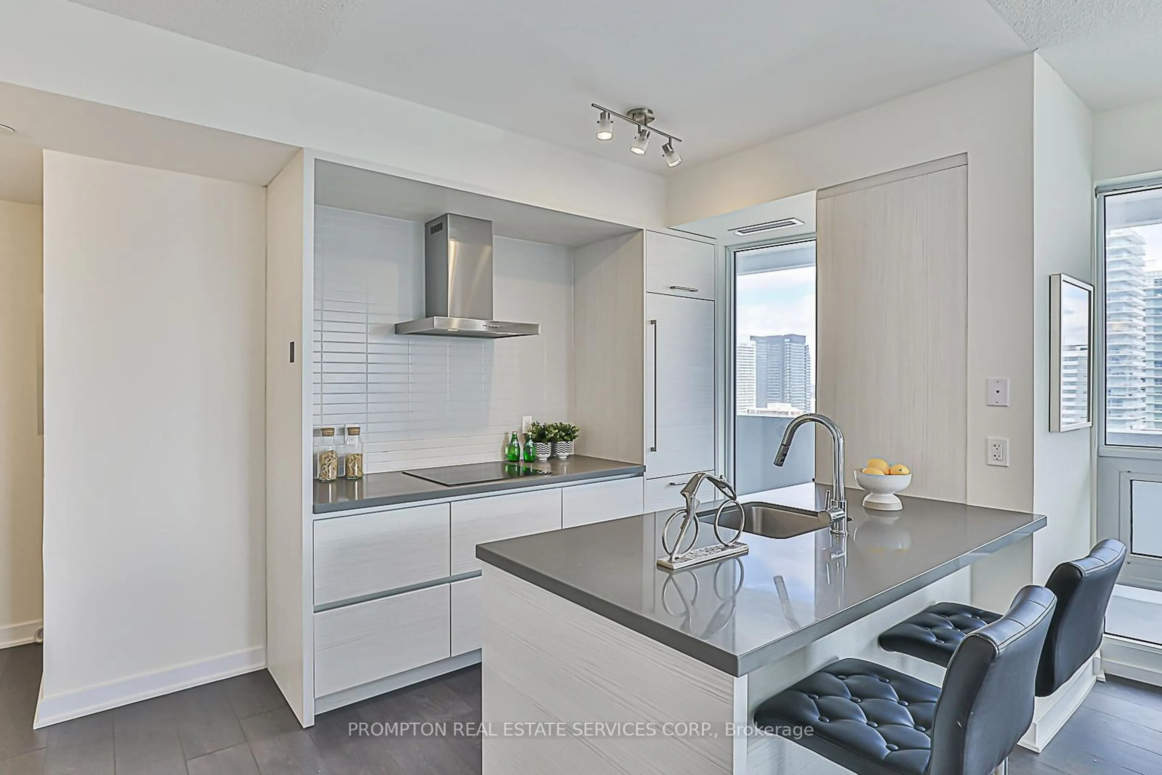 Contemporary kitchen, ceramic/tile floor for 2221 YONGE St #2203, Toronto Ontario M4S 2B4