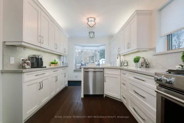 Additional property image - 125 Chaplin Cres