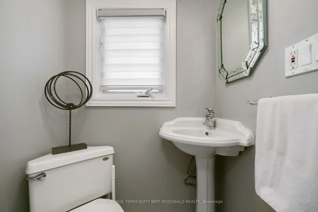 Additional property image - 125 Chaplin Cres