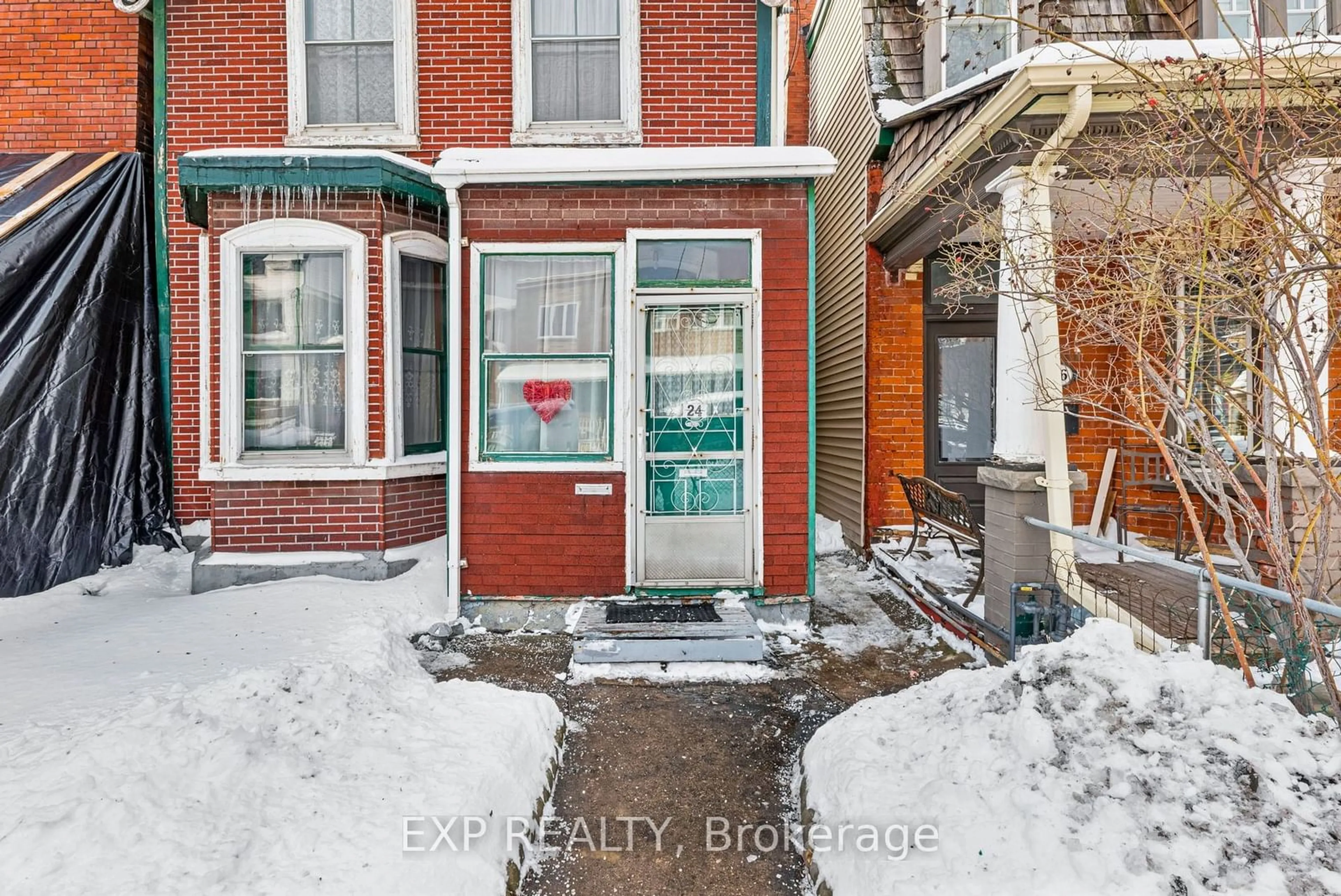 Indoor entryway for 24 Brookfield St, Toronto Ontario M6J 3A9