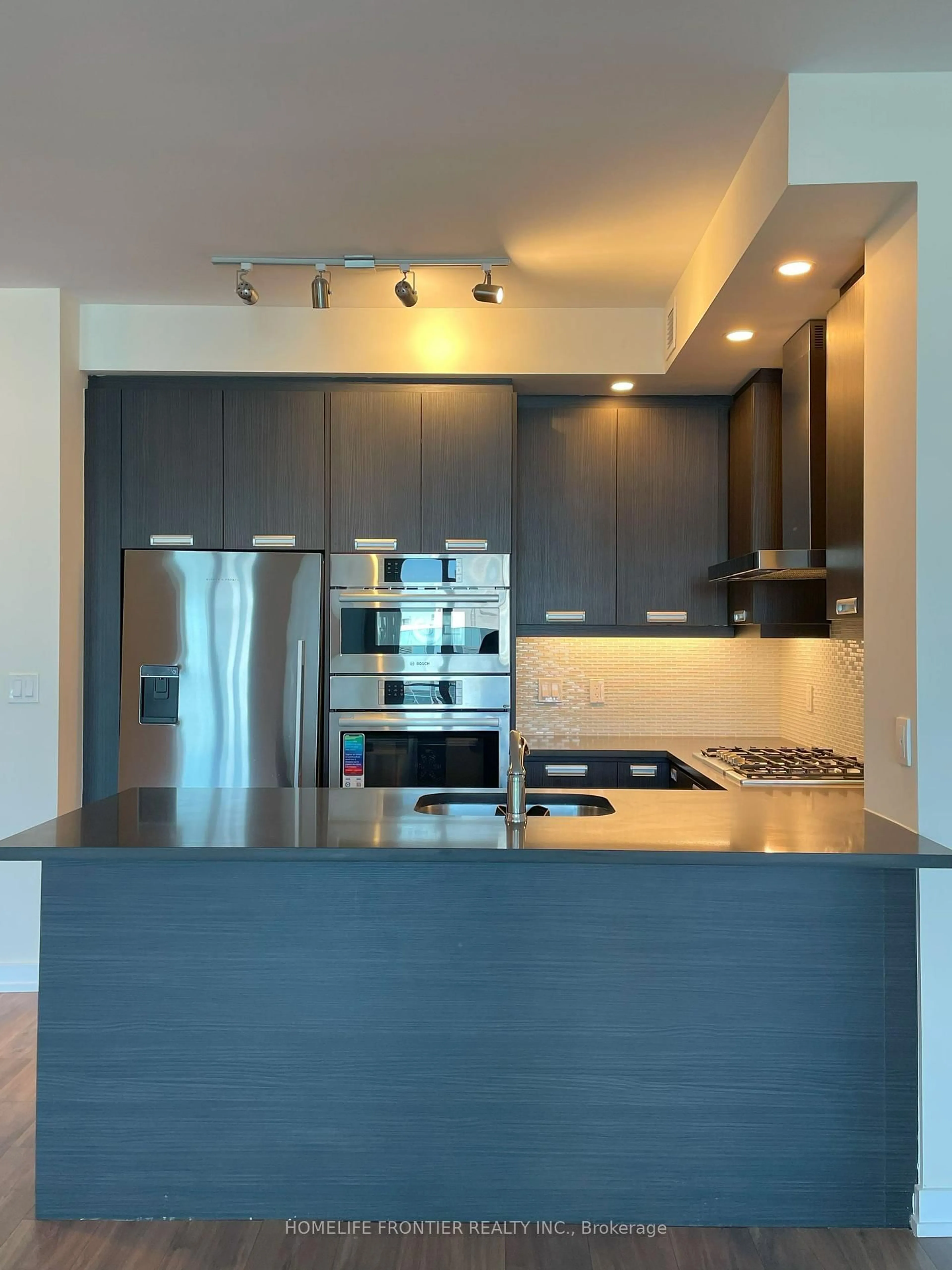 Contemporary kitchen, unknown for 99 John St #4603, Toronto Ontario M9N 1J9